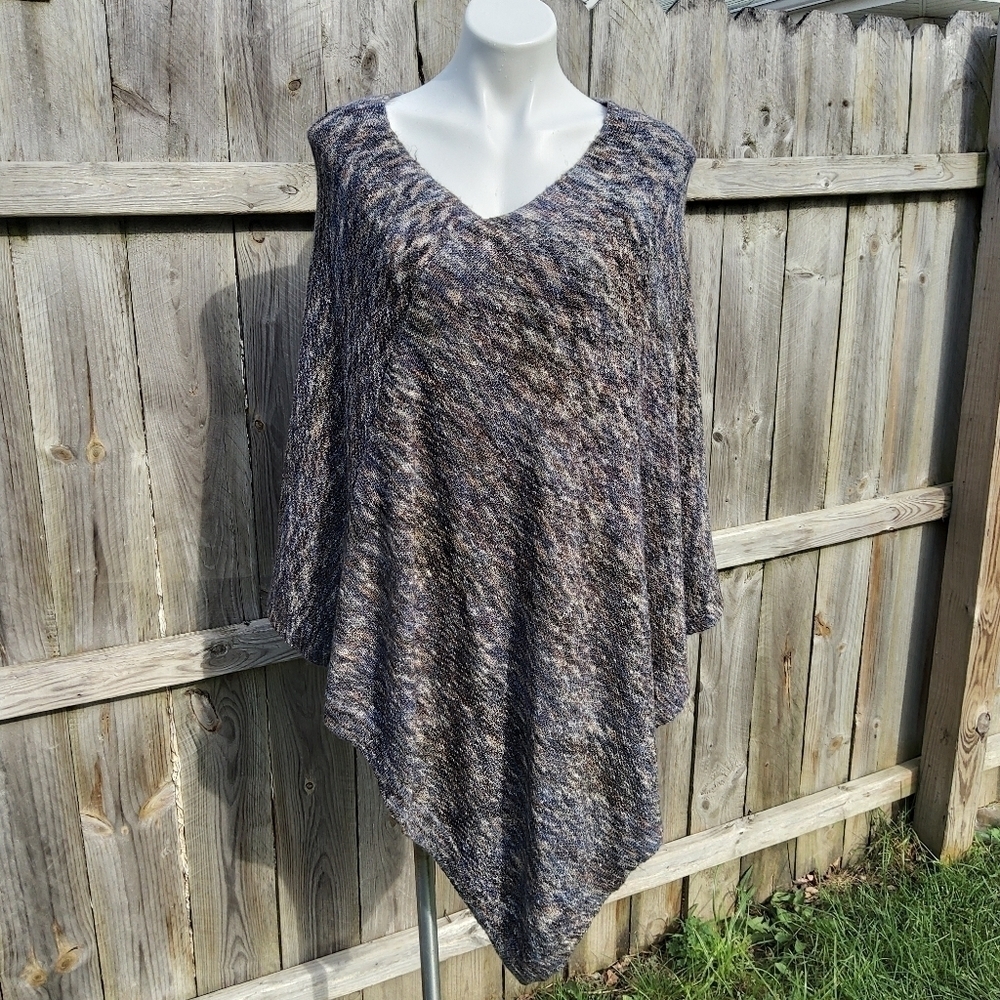CHRISTOPHER AND BANKS OSFA KNIT FALL PONCHO
